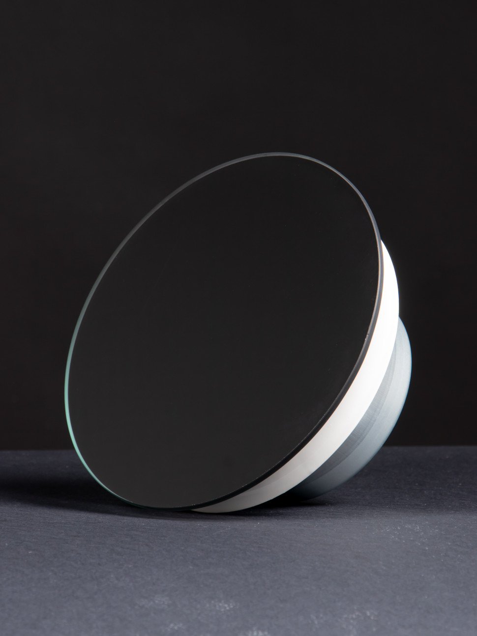 Анемостат со стеклянной внешней частью FOZA D 150 мм. Глянцевое стекло. Чёрный. RAL 9005